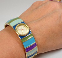 женские часы на эмалевом браслете, Япония