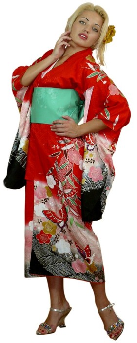 японское винтажное шелковое кимоно молодой девушки